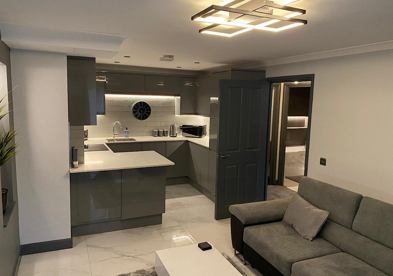 Beautiful Modern Cosy Central Apartment / Sleeps 4 Ρίντινγκ Εξωτερικό φωτογραφία